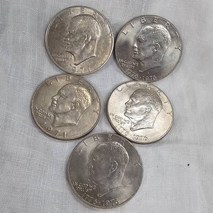 2-1971,3-1976 Eisenhower $1 Ikes(5 Total)