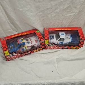 2-124 Racing Champions Race Trucks Series