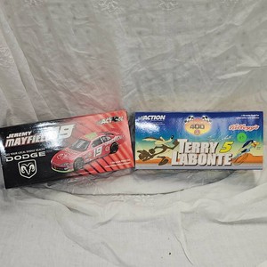 2-124 Action-Terry Labonte, Jeremy Mayfield Stock Cars