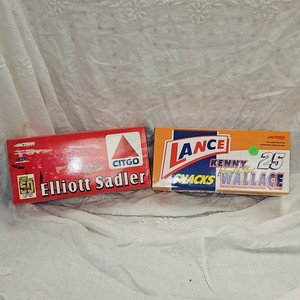 2-124 Action-Kenny Wallace, Elliot Sadler  Stock Cars