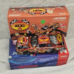 124th Scale Action Looney Tunes Stock Car