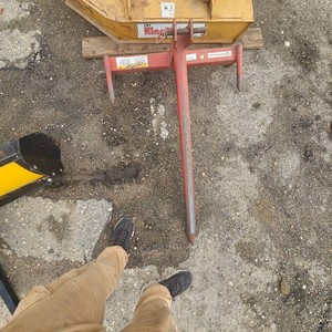 Work Savor 3pt Bale Spear