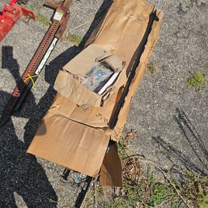As New 50 Electric Fence Posts wwire clips