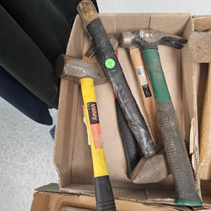 Box of Hammers(5)
