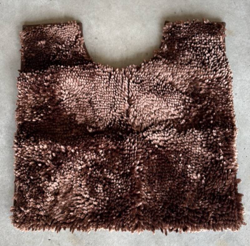 Fluffy Brown Bath Rug For Toilet