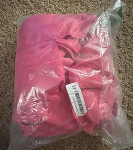 Pink Table Clothe, Open Packaging Condition