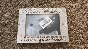 Dear Mom Picture Frame, Great for Birthdays, Mothers Day or Holidays