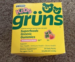 Kids Gruns Superfoods Greens Gummies Vitamin Packets 35-Pack, Missing One Pack
