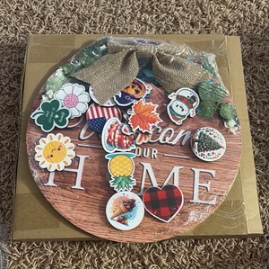 Welcome Home Sign With Interchangable Tiles for Holidays and Seasons