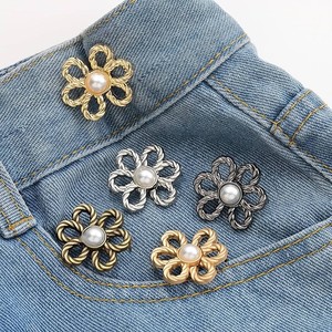 8 Sets Flower Pant Waist Tightener, Adjustable Jean Buttons for Loose Jeans, Waist Cincher Clip for Pants Women, Pants, Skirts, Sleeves