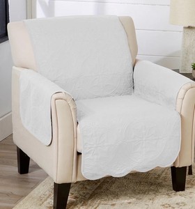 Medallion Solid-Colored Reversible Furniture Protectie Recliner Size 79 X 68, New in package