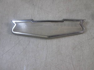 (FS) Vintage Chevrolet Badge Emblem #3722453-C-7