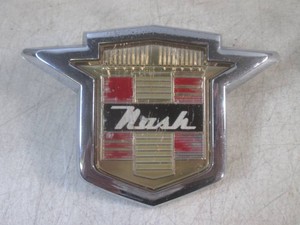 (FS) Vintage 1950s 1955-1956 Nash Front Hood Grill Emblem #25546