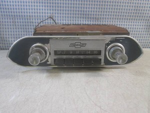 (BSB) Vintage 1960s Chevrolet Corvair GM Delco Radio