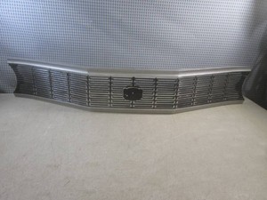 (BR3) Vintage 1960s Chrysler Front Grill 3443785  30503