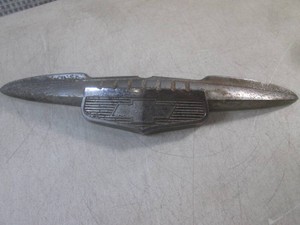 (FS) Vintage 1951 Chevy Fleetline Hood Emblem #3695332 - 16 38 Long