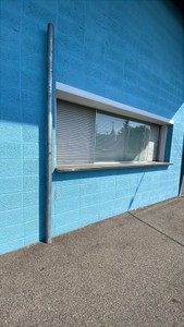 ATLAS ROLL UP SNACK BAR WINDOW WITH STAINLESS COUNTER