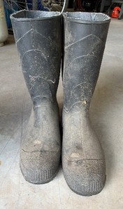 wading boots size 12