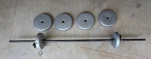 Weight bar with Ajay weights