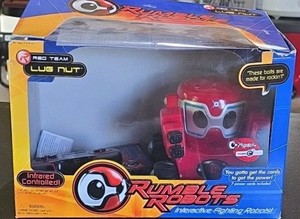 Vintage 2002 Trendmasters Rumble Robots ME-NUT w Box & Remote - Red Team