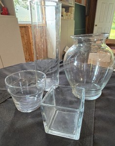 Misc glassware (4 in lot)