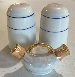 Miscellaneous salt and pepper shakers (3 in lot)
