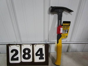 DeWalt Light Weight Framing Hammer
