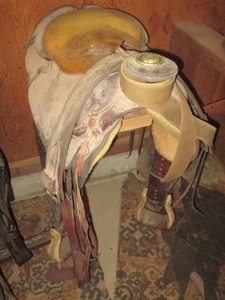 Vintage leather Cutting style horse saddle