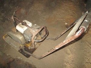 Gas powered Wacker Vibro-plate ground Compactor