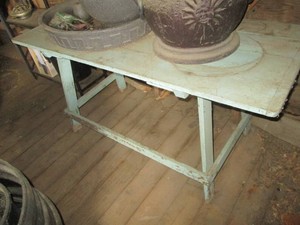 Shabby Chic style Farmhouse dining table approx 4ftx2ftx3ft