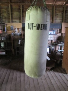 Tuf-Wear professional style heavy duty hangable punching bag
