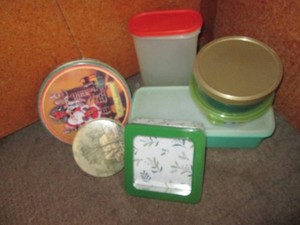 Metal stock Pot, Tupperware, decorative tins and food storage