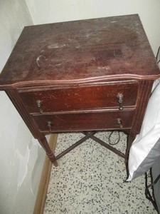 Vintage dark tone wood 2-drawer night stand with antique brass style hardware approx 18x14x27in