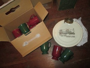 US Navy display plate with stand and 6pc coffee mug set