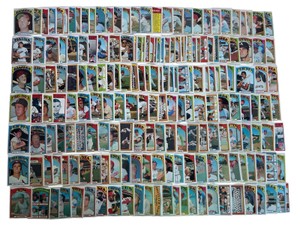 1972 Topps Baseball Set-Builder Card Lot w Some HOFers, All-Stars, Semi-Stars, and Commons