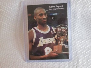 1998 Kobe Bryant Card...