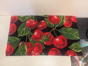 NEW HOOKED ACCENT RUG CHERRY