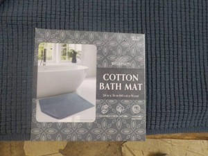 2 Cotton Bath Mats 24 x 36