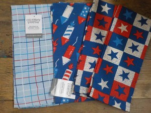 4 Kitchen Towels