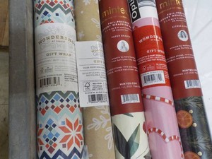 5 rolls of Gift Wrapping Paper