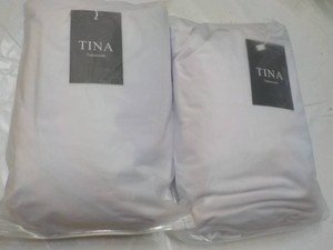 2 pack White Tablecloths 36 x 43