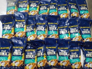24 Planters 2.0 Bags Trail Mix