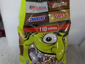 30.63 oz Bag 110 Minis Candy