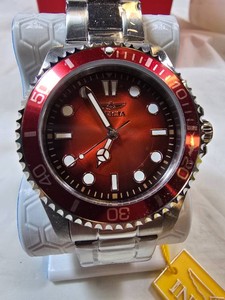 Invicta Pro Diver Mens 43mm Stainless Steel Watch  Red Dial & Bezel  Model 50504  New in Box