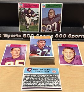 (56) 1966 Philadelphia Football Cards Stars, Vikings & More