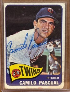 1965 Topps Camilo Pascual Autograph Minnesota Twins