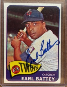1965 Topps Earl Battey Autograph Minnesota Minnesota Twins