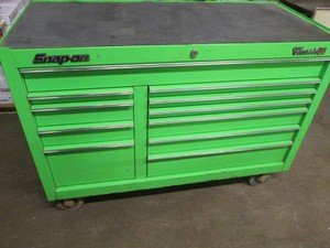 Snap On Classic 78, 55inch 11 drawer rolling tool chest, top is 55 x 14 inches includes keys