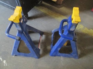 Pair of heavy duty 7 ton automotive jack stands