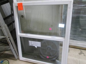 Jeld Wen vinyl window 48.5 x 40